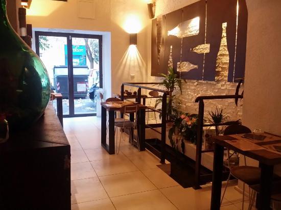 Gourmet Meet Eat Drink